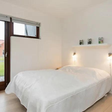 Two-bedroom In 7 Bogense